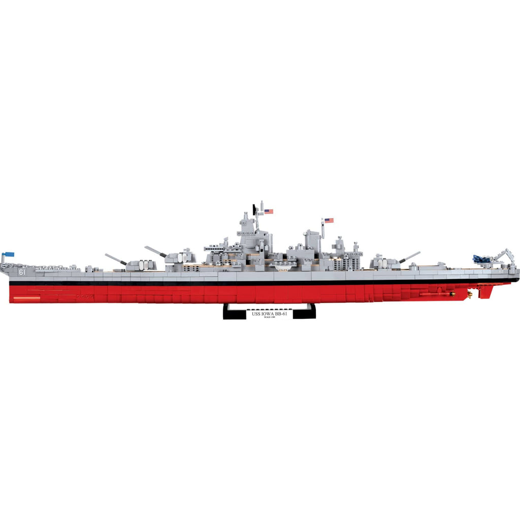 Battleship USS Iowa (BB-61) / USS Missouri (BB-63) J879