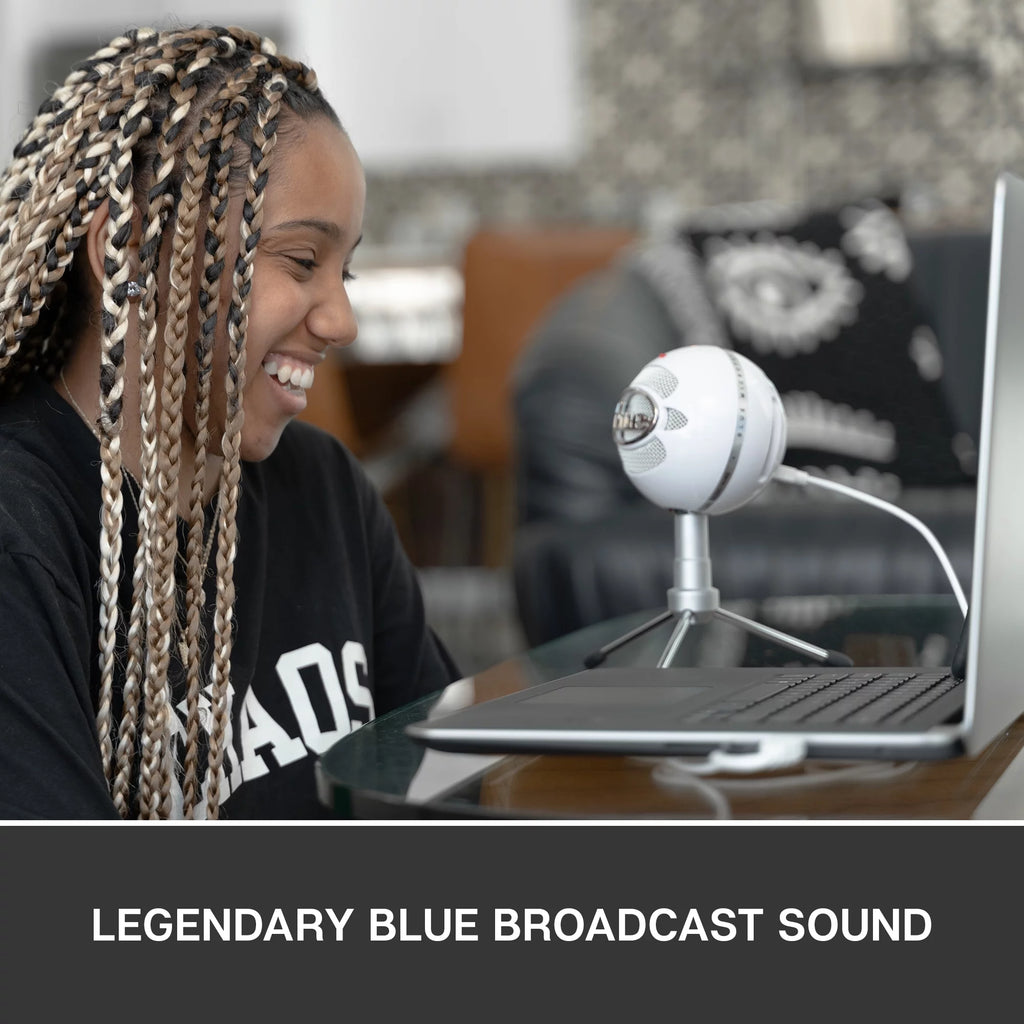 White USB Cardioid Condenser Microphone with Adjustable Desktop Stand V14040