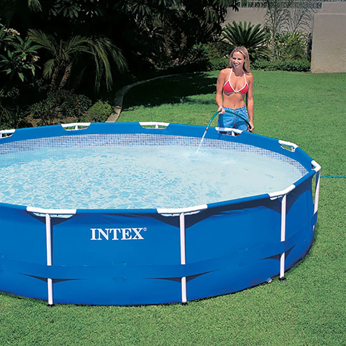 12'x30 Swimming Pool with Pump, Ladder, and Cover P683205