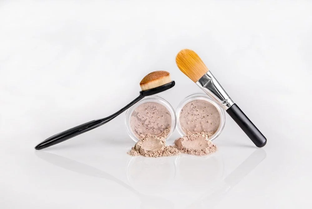 Light Tan Foundation & Medium Concealer Mineral Makeup Kit D859538