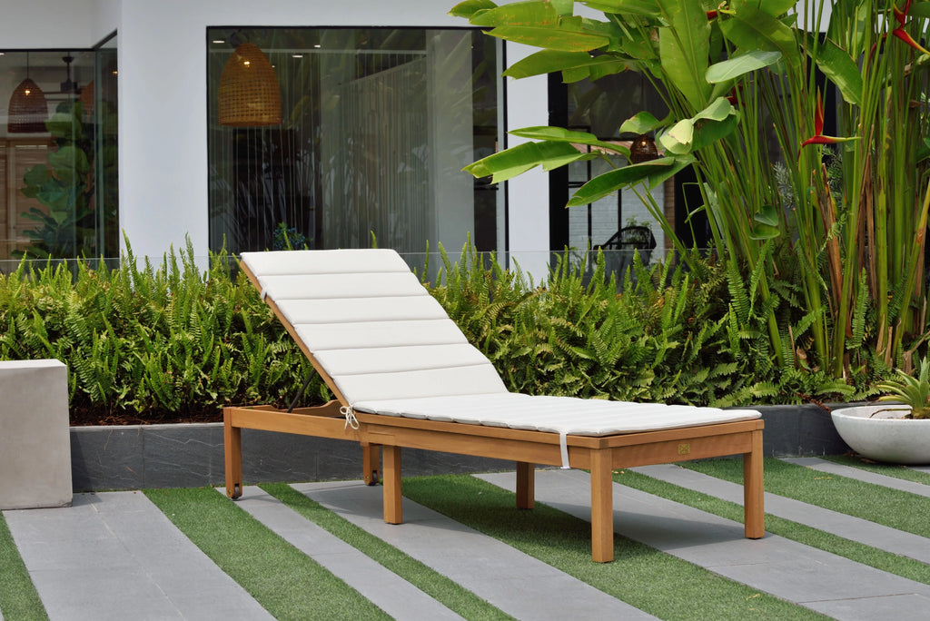 Teak Finish White Adjustable Lounge Chair Q2913