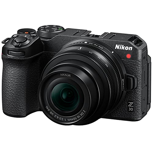 Mirrorless Camera Body with 16-50mm Lens Bundle D635005