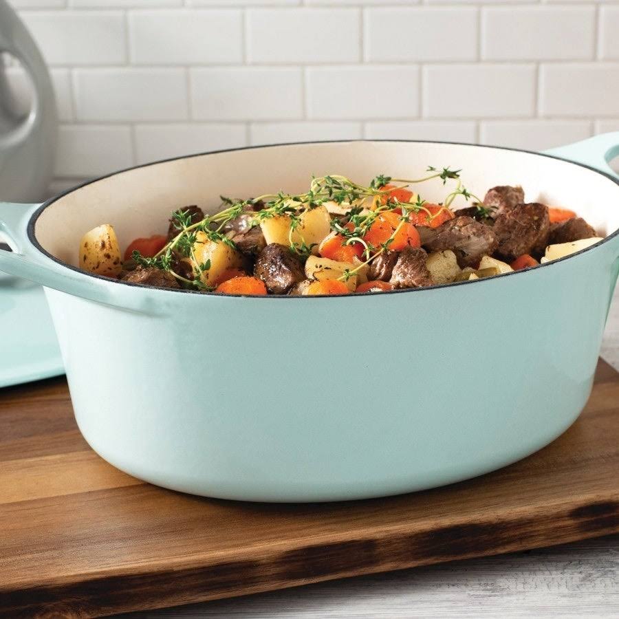 Cast Iron Covered Dutch Oven, 6.5 qt Y776