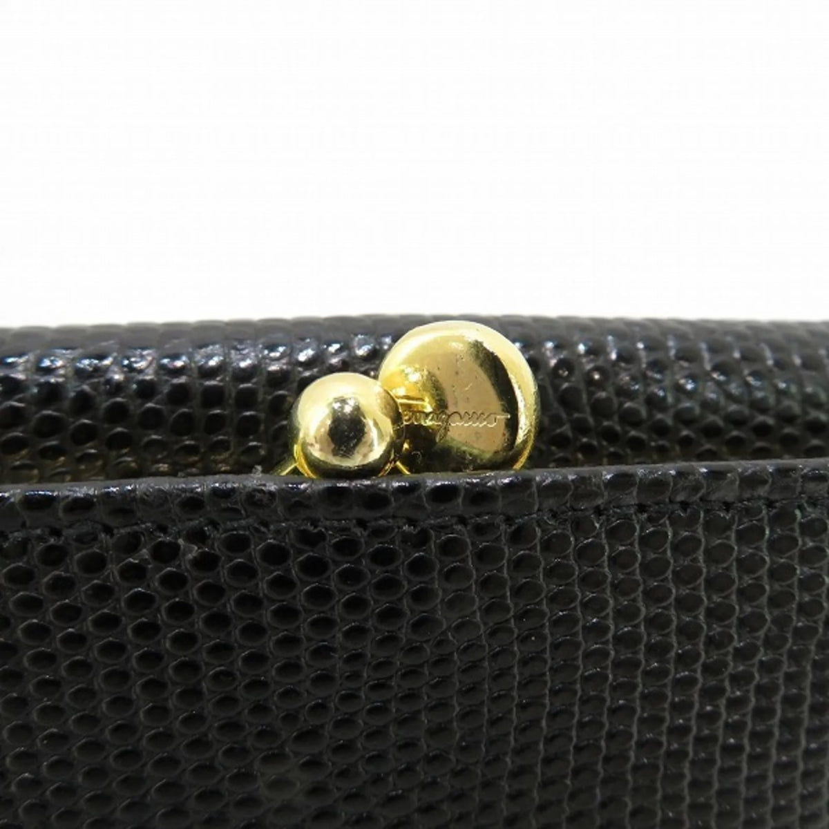 Pre-Owned Black Bifold Wallet V108223
