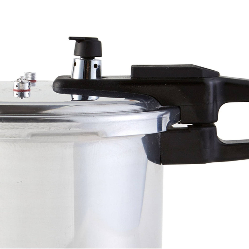 9 Quart Aluminum Pressure Cooker with Safety Lid L894735