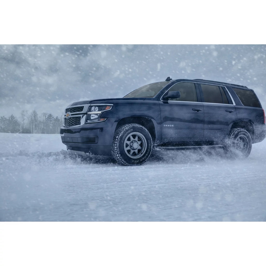 All-Season 215/70R16 100T Tire Y50882