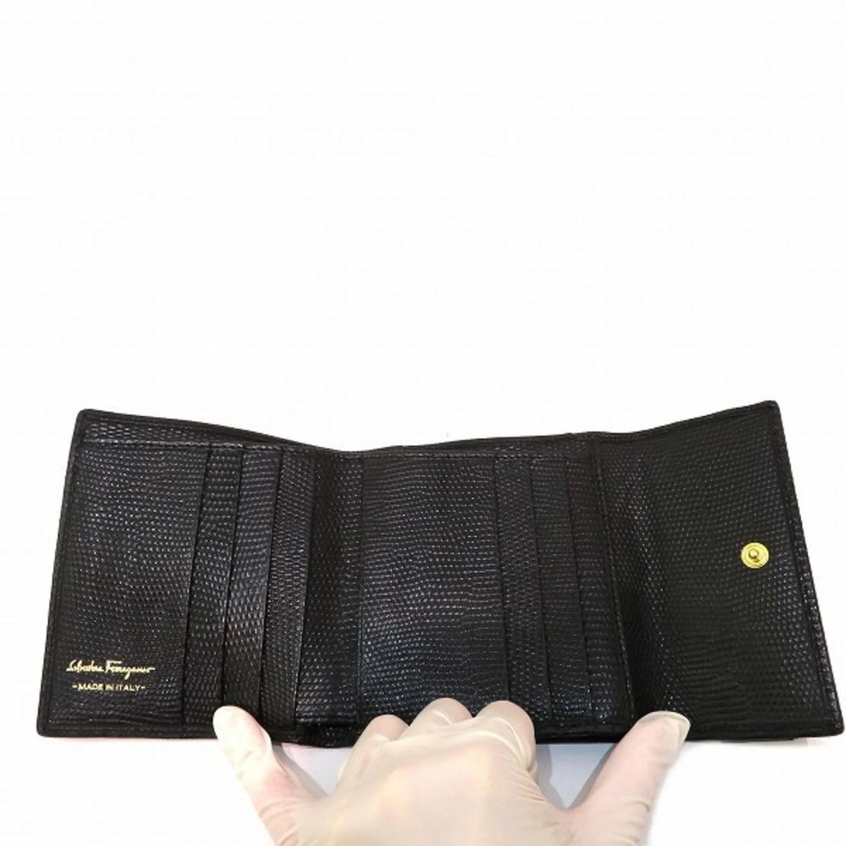 Pre-Owned Black Bifold Wallet V108223