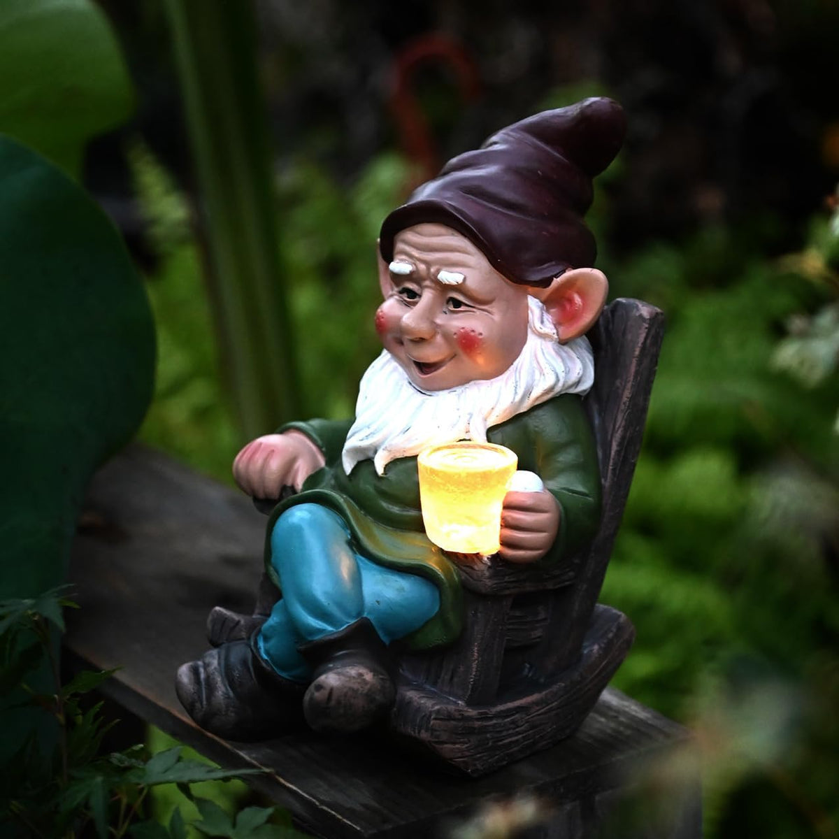 Solar Powered LED Garden Gnome Statue 7" V382603