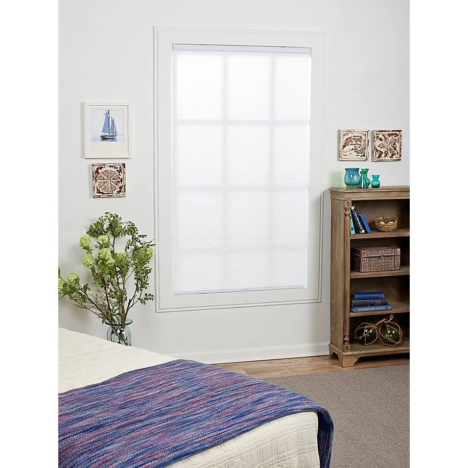 Cordless Cellular Shade in White O9120