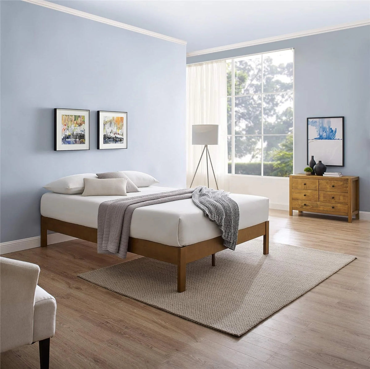 Queen Antique Espresso Wood Platform Bed Frame S580537