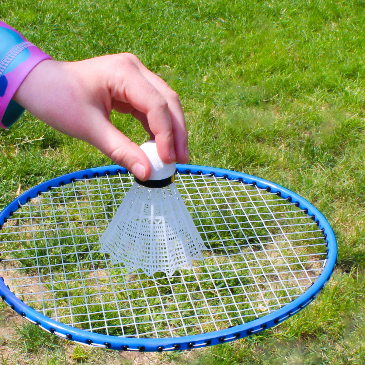 Outdoor Badminton Set with Net Rackets and Birdies R38532